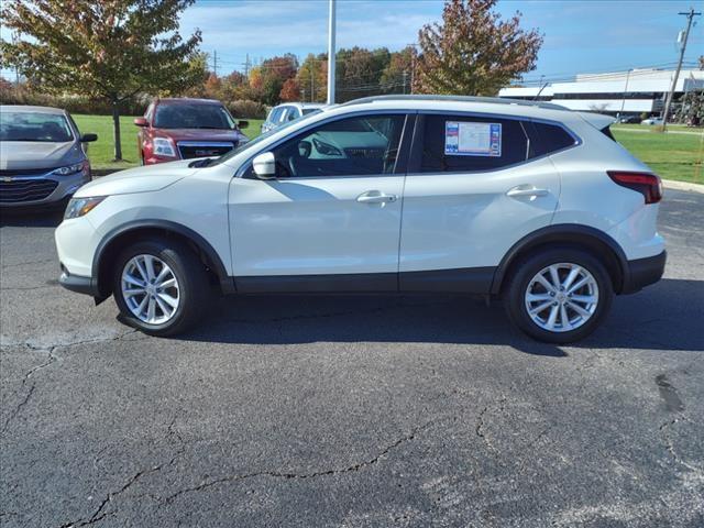 Used 2017 Nissan Rogue Sport SV with VIN JN1BJ1CR1HW141824 for sale in Avon, OH