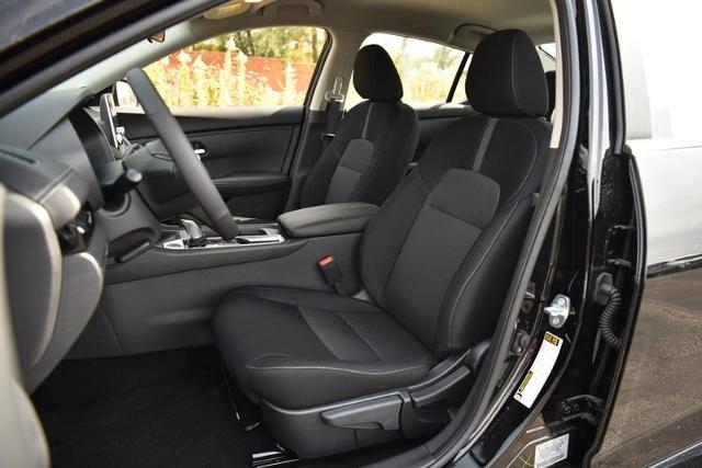 2025 Nissan Sentra Vehicle Photo in Ballwin, MO 63011