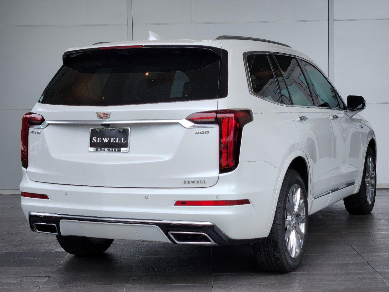 2025 Cadillac XT6 Vehicle Photo in HOUSTON, TX 77079-1502