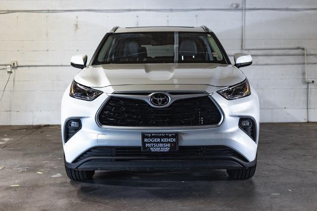 2023 Toyota Highlander Vehicle Photo in Tigard, OR 97223