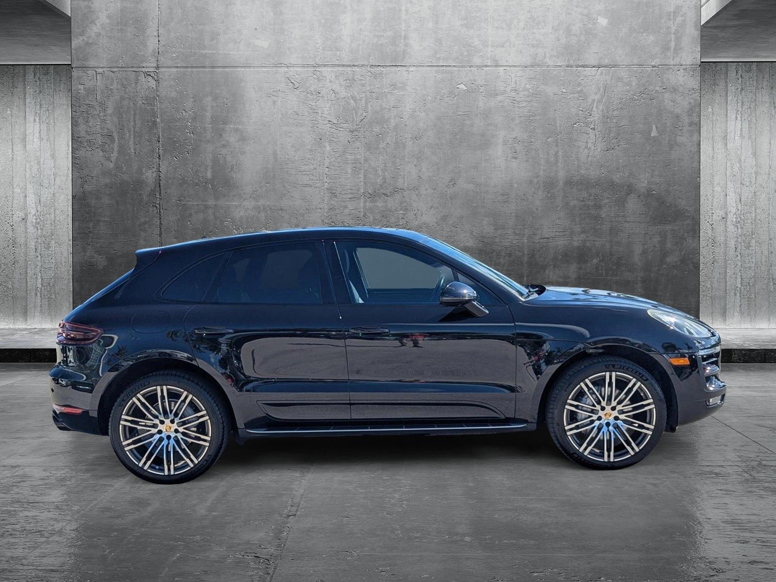 2018 Porsche Macan Vehicle Photo in Delray Beach, FL 33444