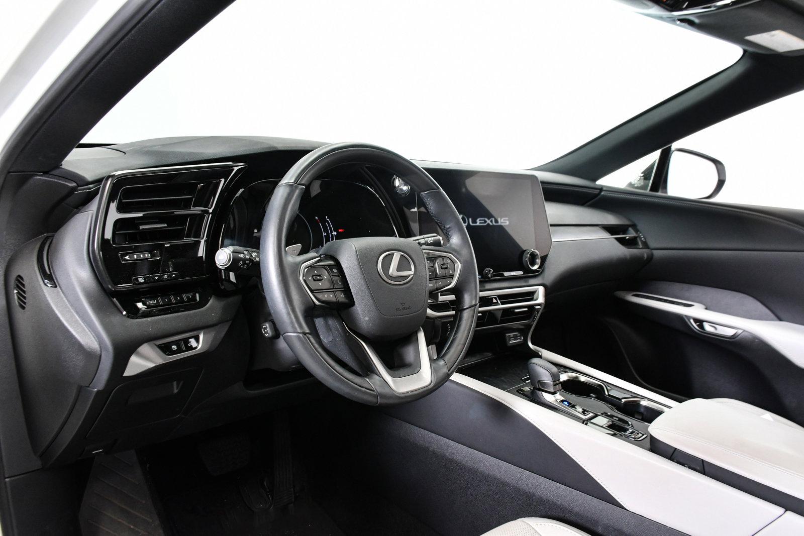 2023 Lexus RX 350 Vehicle Photo in DALLAS, TX 75235