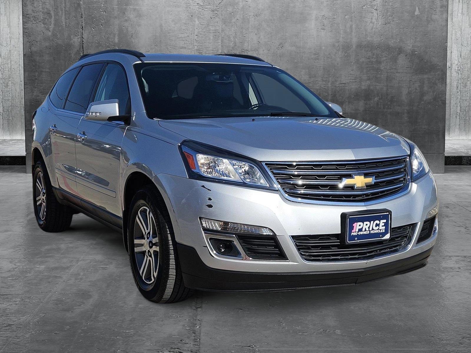 2015 Chevrolet Traverse Vehicle Photo in NORTH RICHLAND HILLS, TX 76180-7199