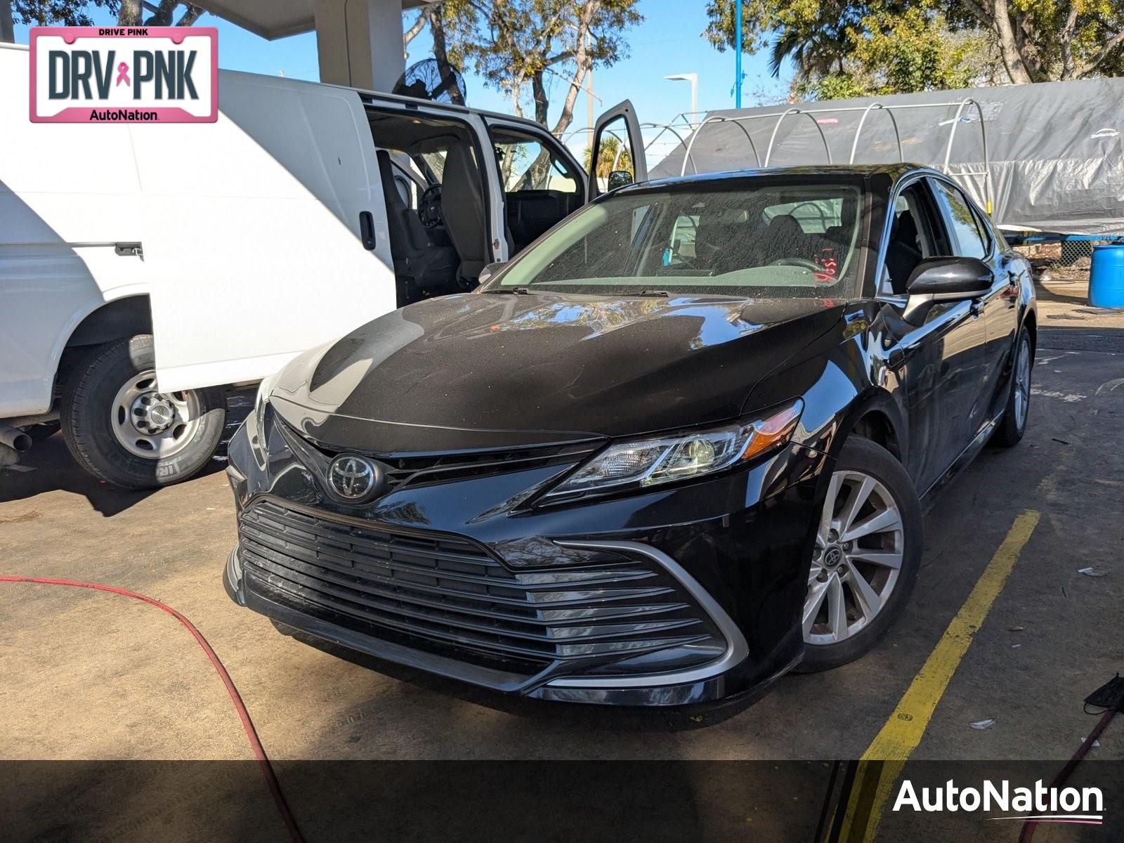 2022 Toyota Camry Vehicle Photo in MIAMI, FL 33134-2699