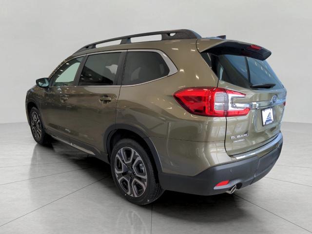 2025 Subaru Ascent Vehicle Photo in Green Bay, WI 54304