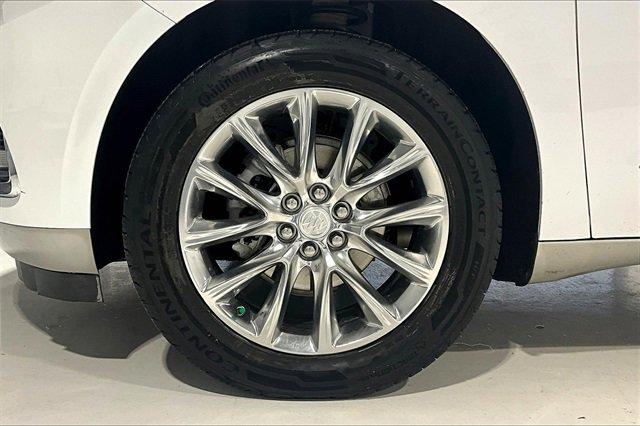 2021 Buick Enclave Vehicle Photo in TOPEKA, KS 66609-0000