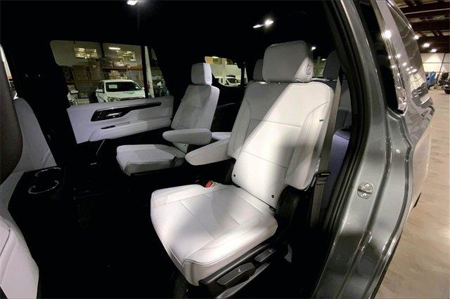 2025 Chevrolet Tahoe Vehicle Photo in KANSAS CITY, MO 64114-4502