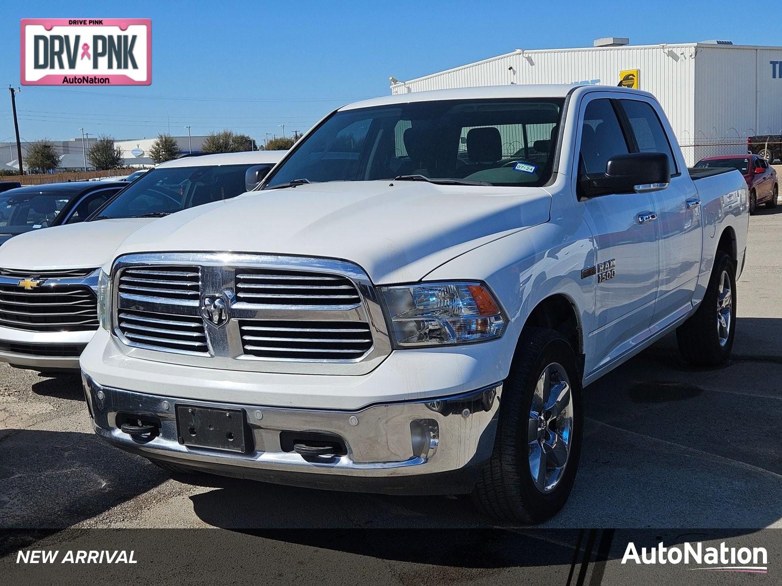 2017 Ram 1500 Vehicle Photo in NORTH RICHLAND HILLS, TX 76180-7199