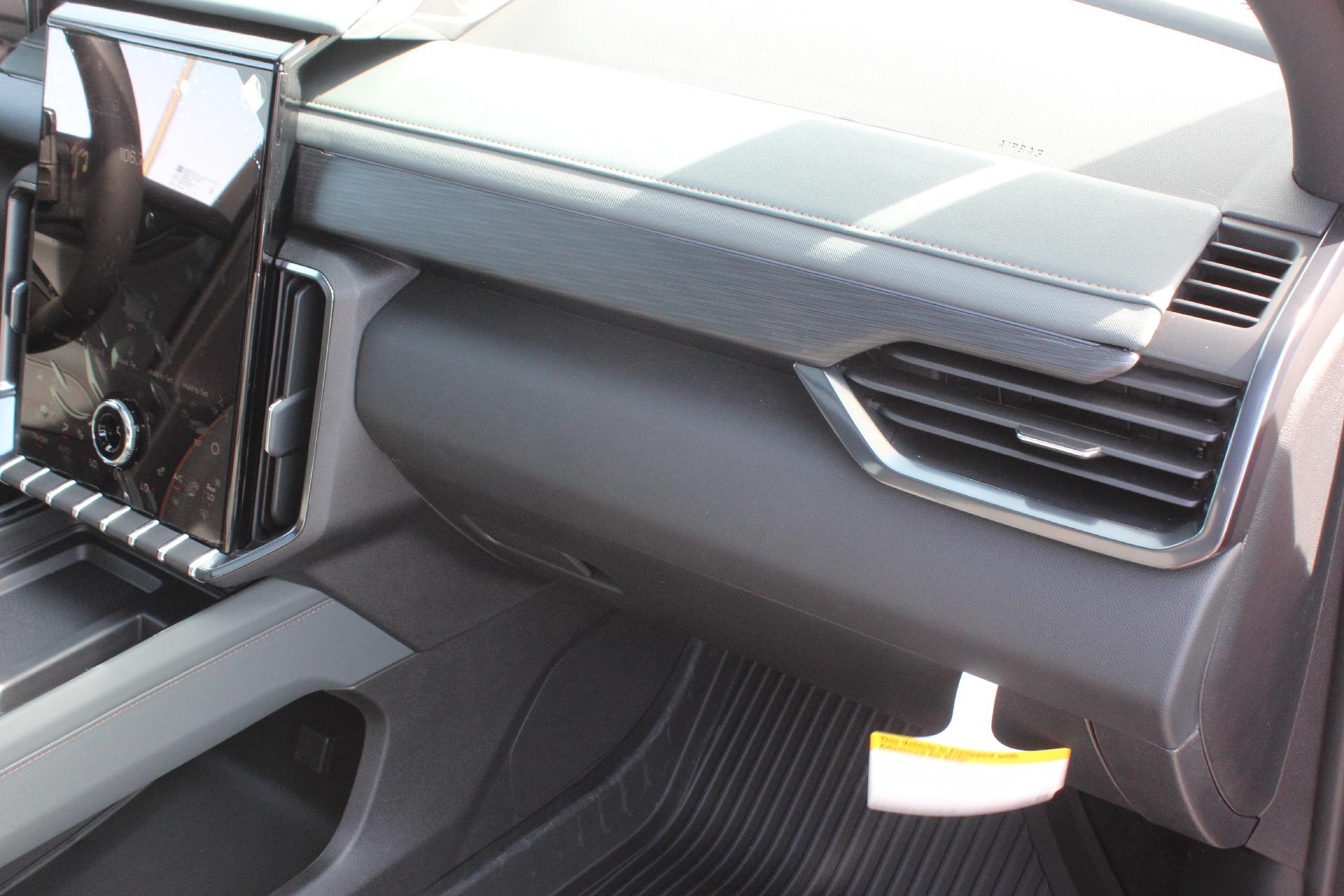 2025 GMC Acadia Vehicle Photo in AURORA, CO 80012-4011