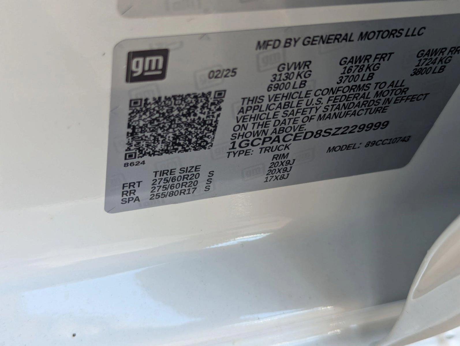 2025 Chevrolet Silverado 1500 Vehicle Photo in GREENACRES, FL 33463-3207