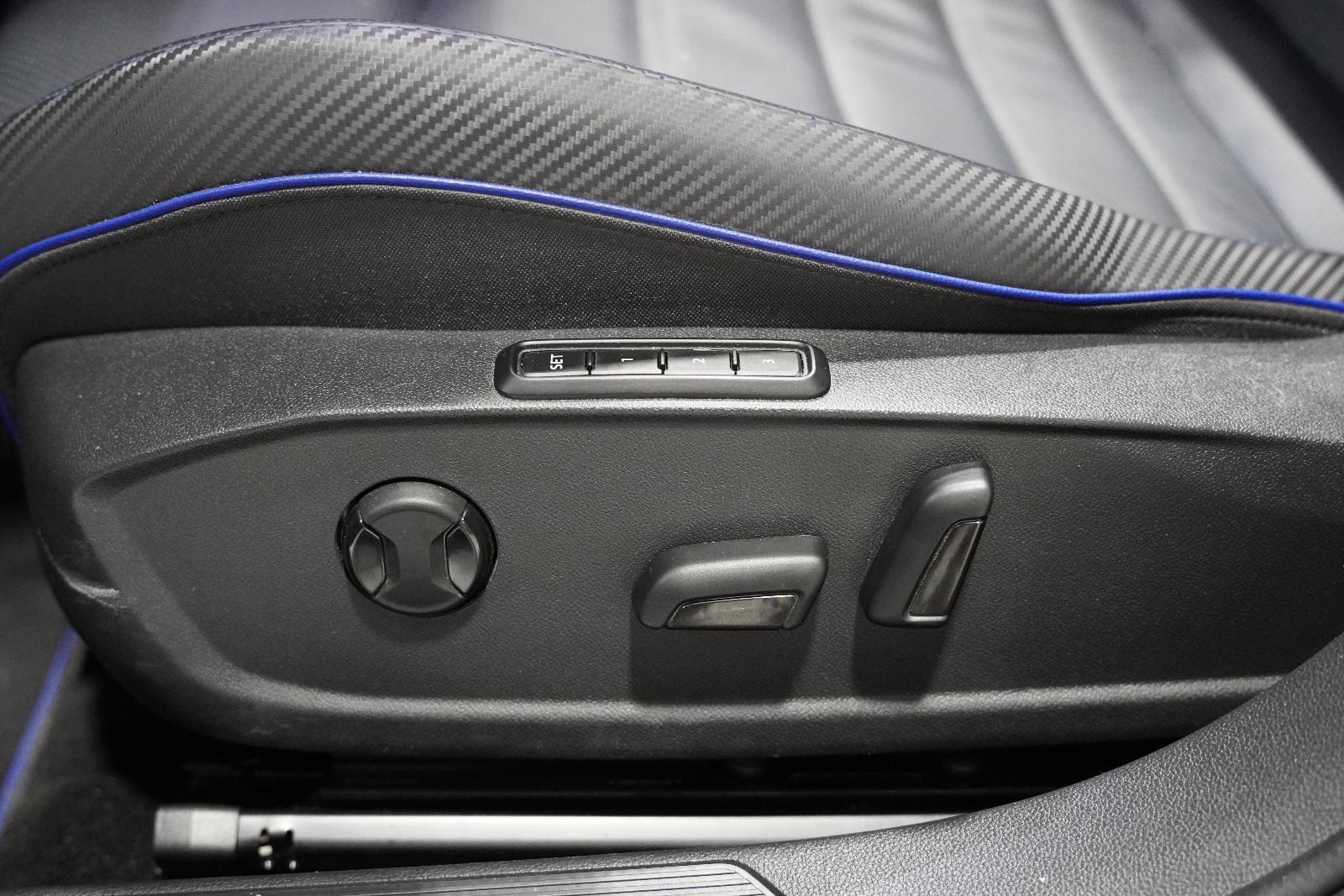 2024 Volkswagen Golf R Vehicle Photo in GRAPEVINE, TX 76051