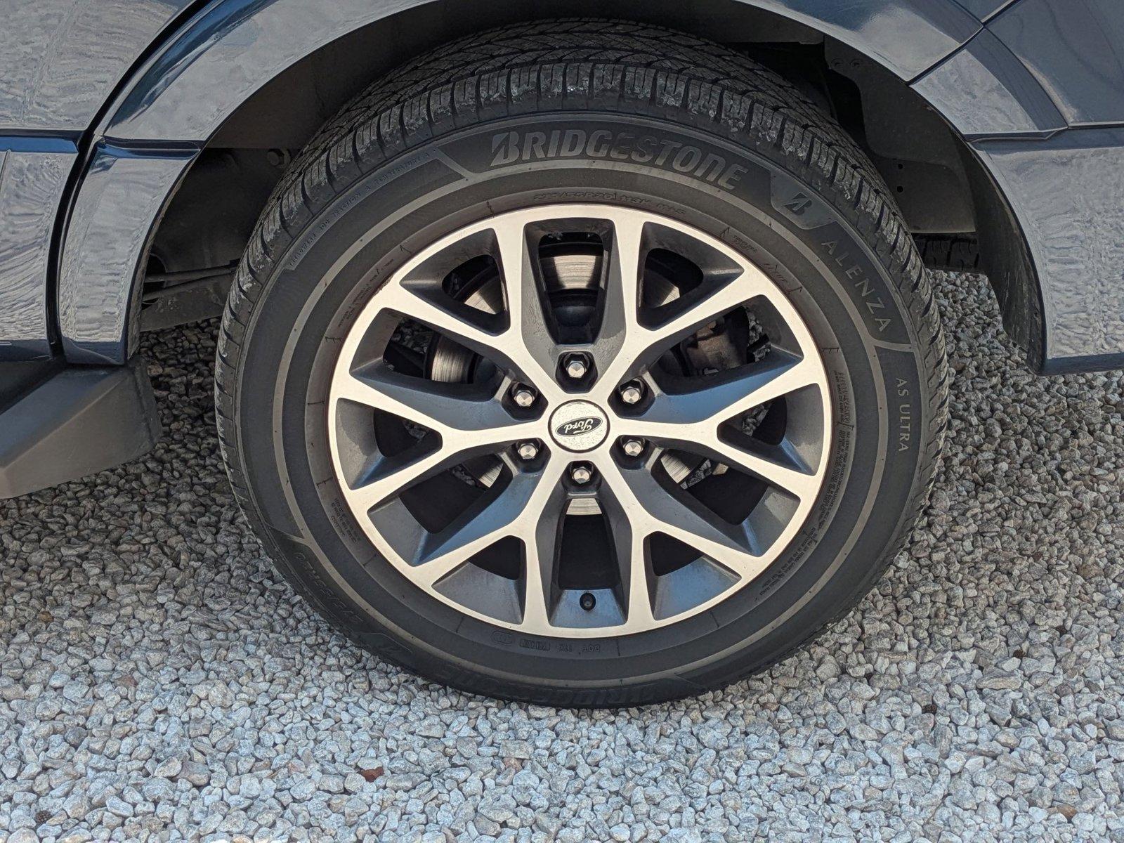 2017 Ford Expedition Vehicle Photo in Bradenton, FL 34207