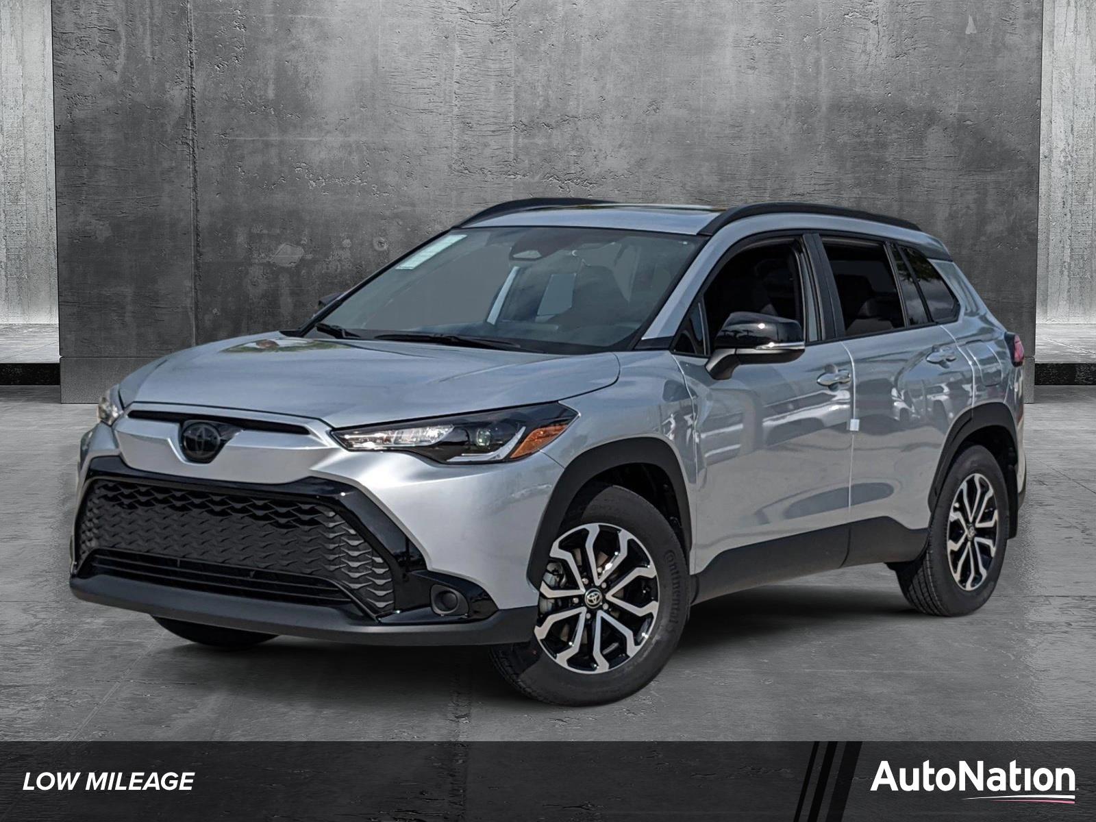 2025 Toyota Corolla Cross Vehicle Photo in Davie, FL 33331