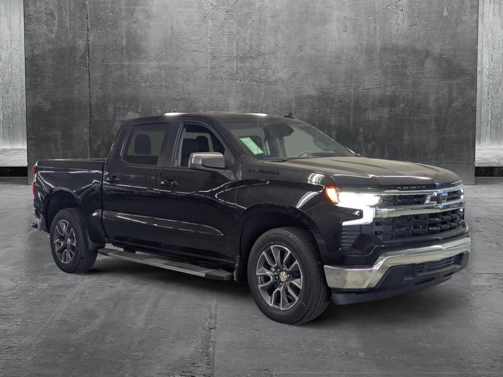 2025 Chevrolet Silverado 1500 Vehicle Photo in PEMBROKE PINES, FL 33024-6534