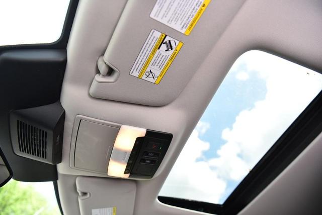 2025 Nissan Pathfinder Vehicle Photo in Ballwin, MO 63011