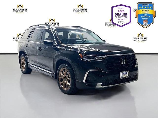 2024 Honda Pilot Vehicle Photo in EVERETT, WA 98203-5662