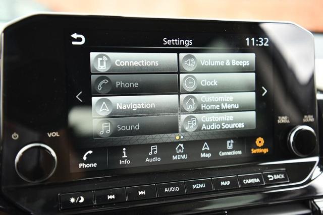 2025 Nissan Pathfinder Vehicle Photo in Ballwin, MO 63011