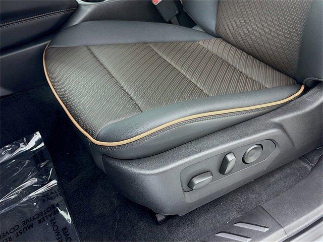 2025 GMC Canyon Vehicle Photo in PUYALLUP, WA 98371-4149