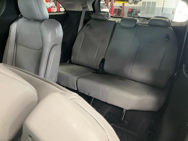 2025 Toyota Sienna Vehicle Photo in Oshkosh, WI 54904