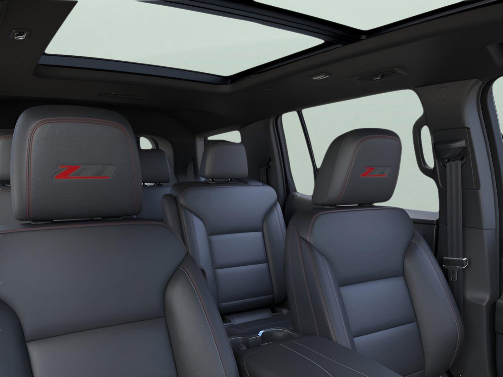 2025 Chevrolet Traverse Vehicle Photo in GEORGETOWN, TX 78626-7508