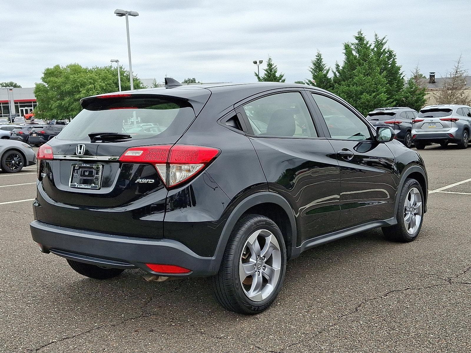 2022 Honda HR-V Vehicle Photo in Trevose, PA 19053