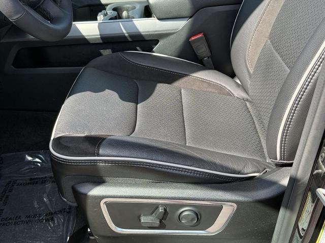 2025 Ram 1500 Vehicle Photo in MIDDLETON, WI 53562-1492