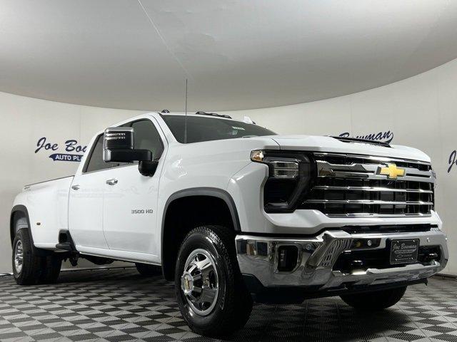 2025 Chevrolet Silverado 3500 HD Vehicle Photo in HARRISONBURG, VA 22801-8763