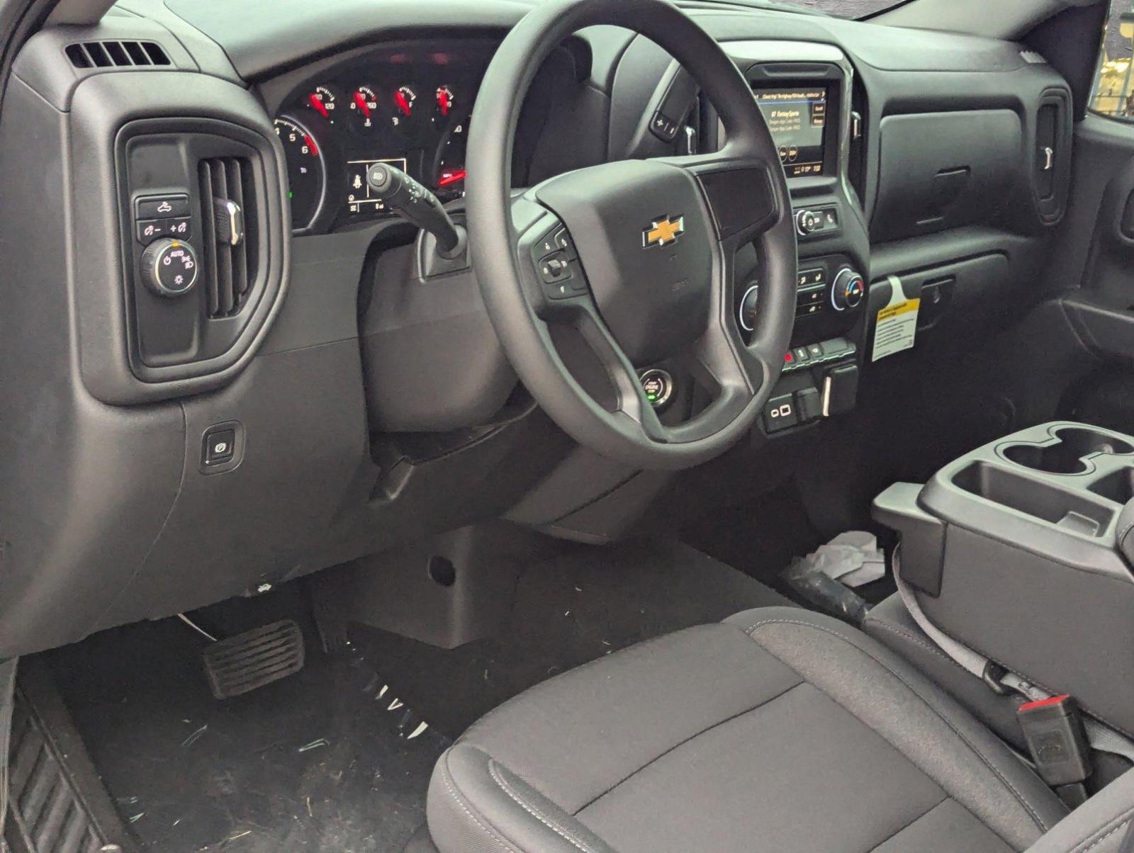 2025 Chevrolet Silverado 1500 Vehicle Photo in PEMBROKE PINES, FL 33024-6534