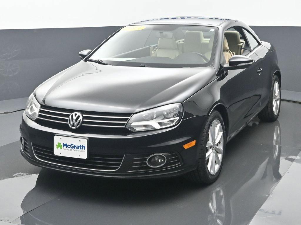 2012 Volkswagen Eos Vehicle Photo in Marion, IA 52302