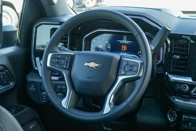 2025 Chevrolet Silverado 2500 HD Vehicle Photo in VENTURA, CA 93003-8585