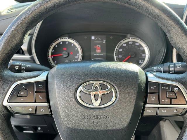 2022 Toyota Highlander Vehicle Photo in WEST VALLEY CITY, UT 84120-3202