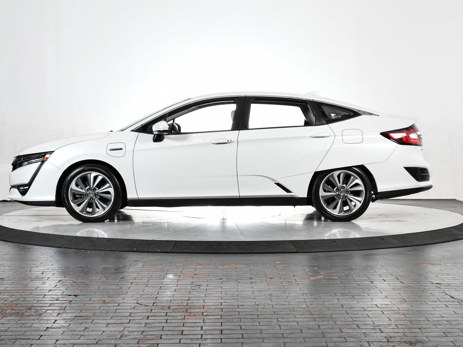 2018 Honda Clarity Plug-In Hybrid Vehicle Photo in DALLAS, TX 75235