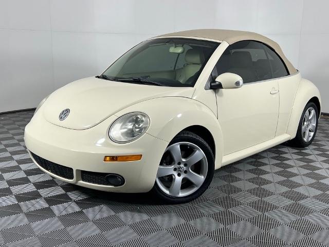 2006 Volkswagen New Beetle Convertible Vehicle Photo in Tulsa, OK 74129