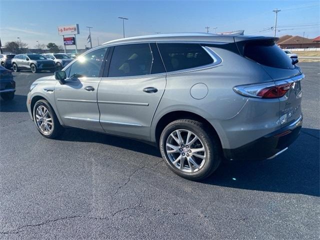 2023 Buick Enclave Vehicle Photo in LEWES, DE 19958-4935