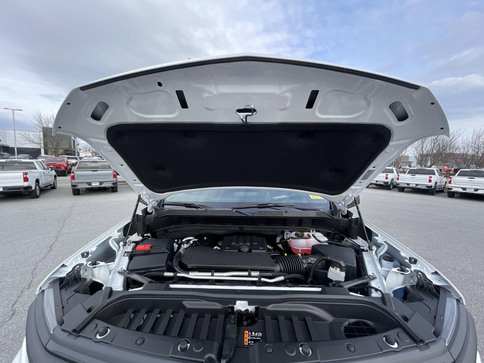 2025 Chevrolet Silverado 1500 Vehicle Photo in BENTONVILLE, AR 72712-4322