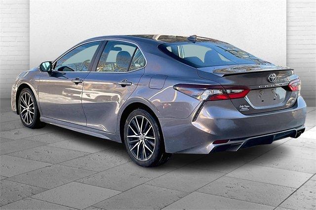 2022 Toyota Camry Vehicle Photo in INDEPENDENCE, MO 64055-1314