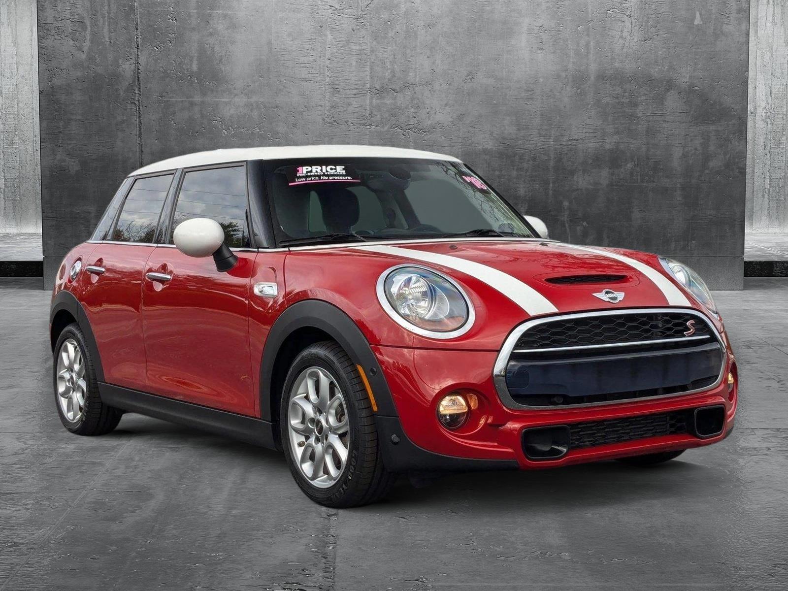 2018 MINI Cooper S Hardtop 4 Door Vehicle Photo in Sanford, FL 32771