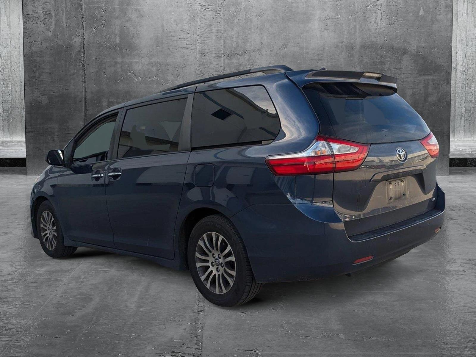 2019 Toyota Sienna Vehicle Photo in Winter Park, FL 32792