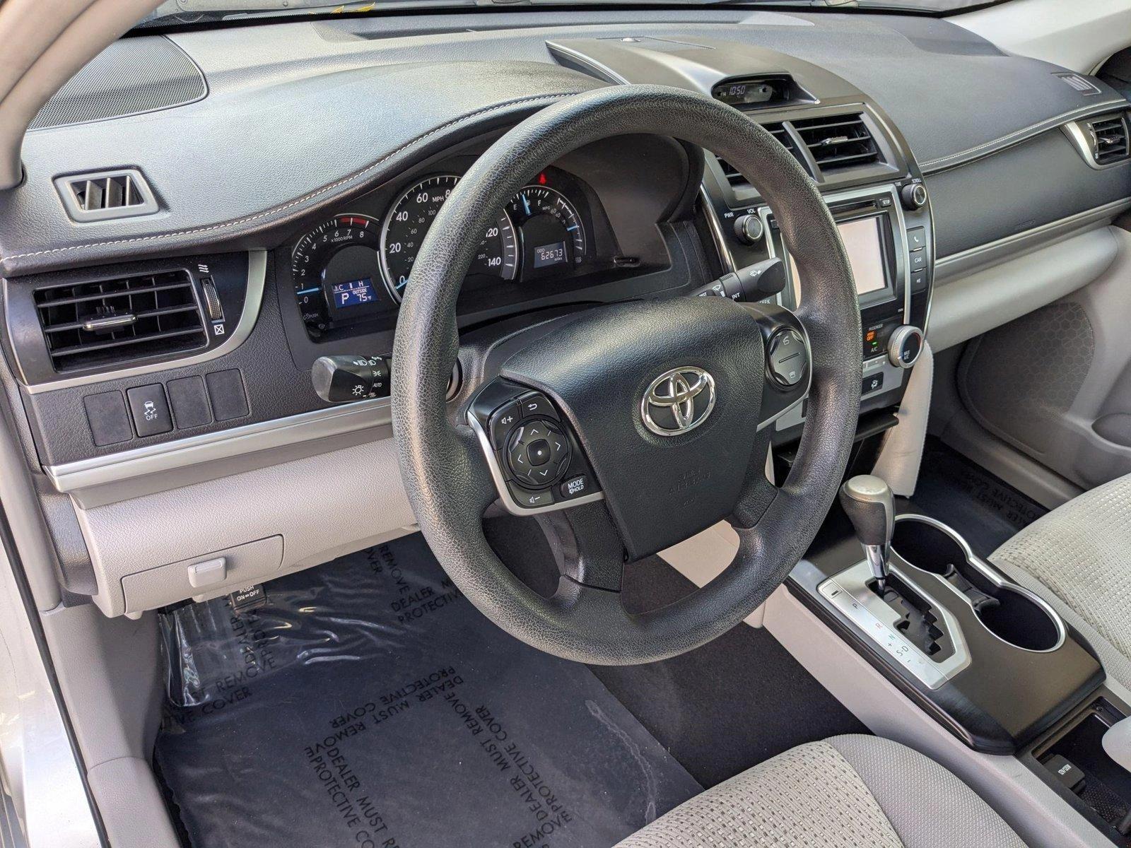 2013 Toyota Camry Vehicle Photo in PEMBROKE PINES, FL 33024-6534