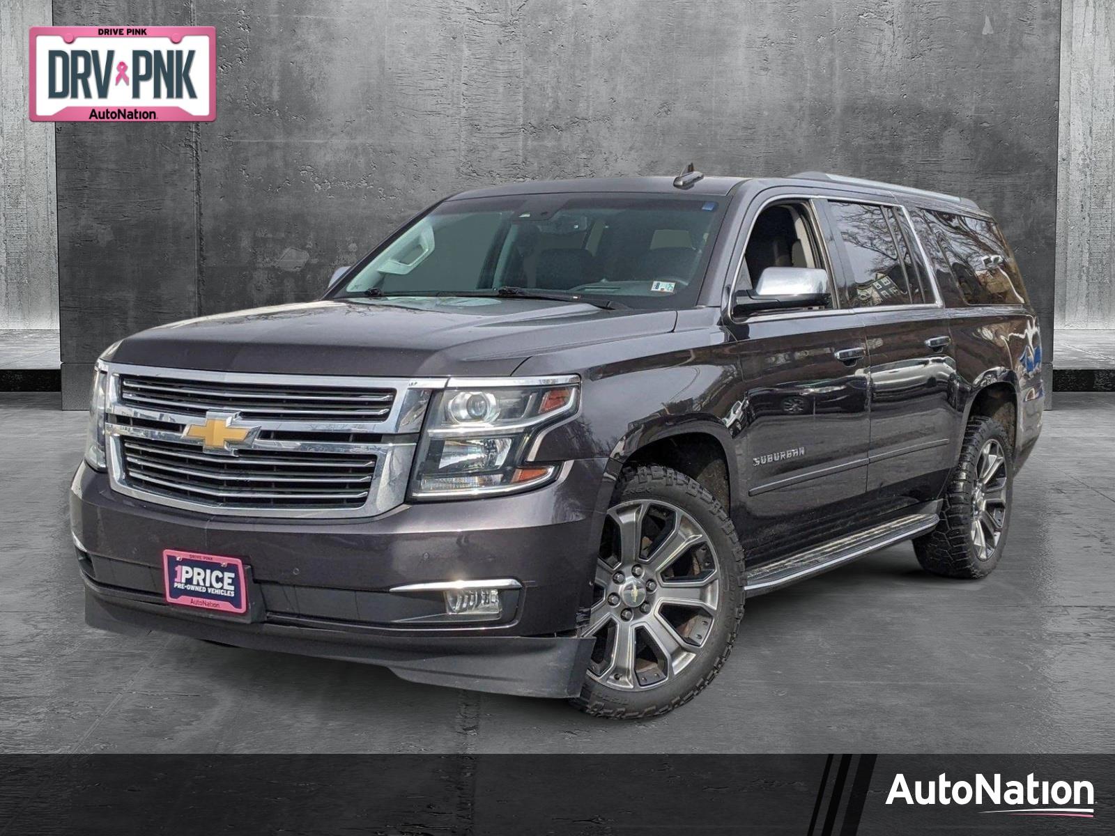 2017 Chevrolet Suburban Vehicle Photo in TIMONIUM, MD 21093-2300