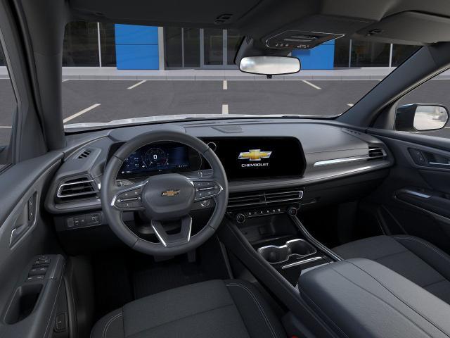 2025 Chevrolet Traverse Vehicle Photo in VALENCIA, CA 91355-1705