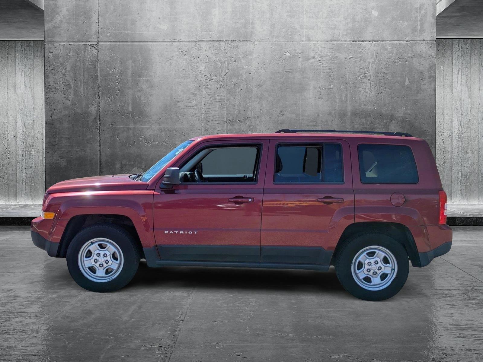 2016 Jeep Patriot Vehicle Photo in Clearwater, FL 33761