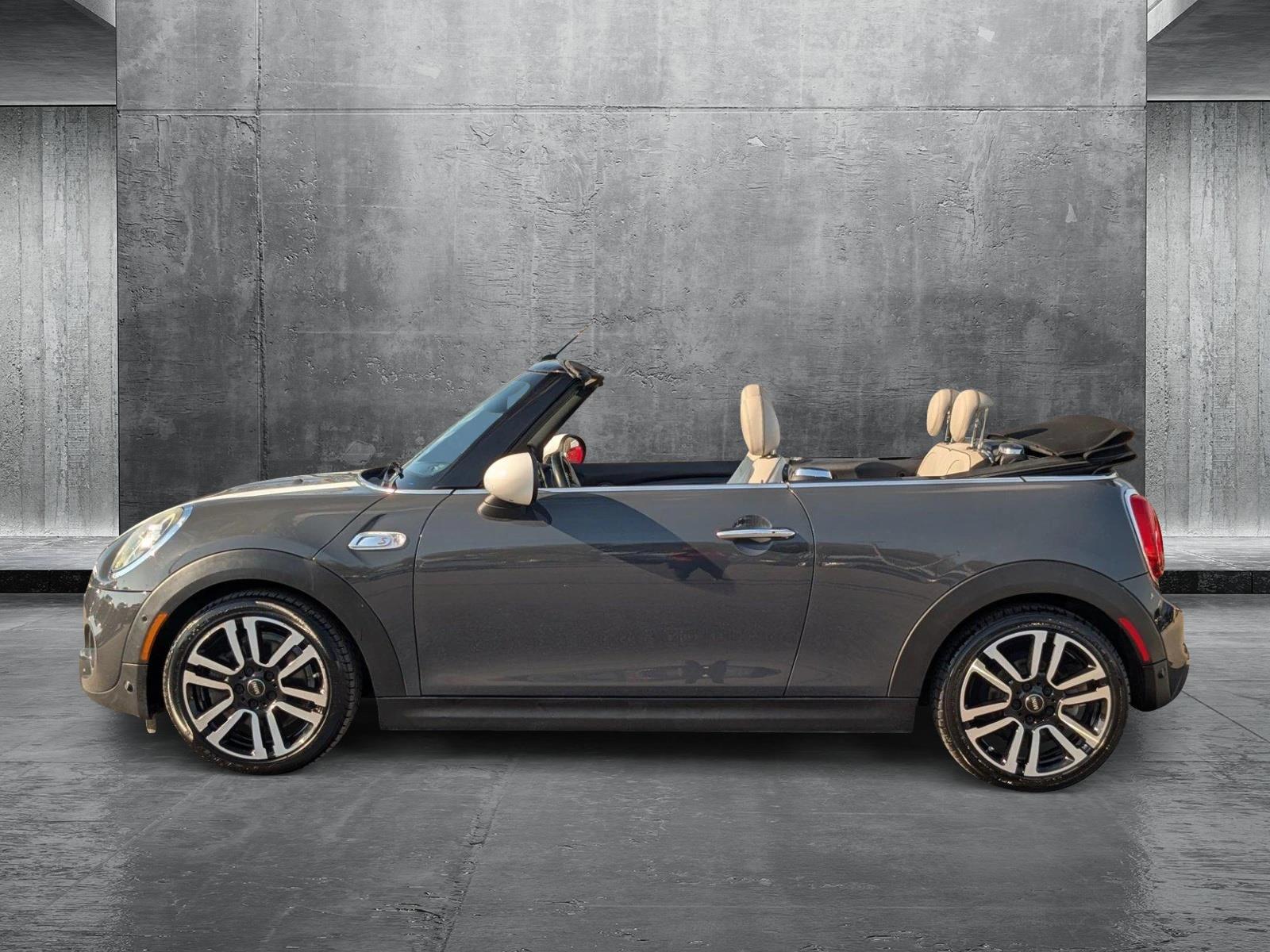 2019 MINI Cooper S Convertible Vehicle Photo in St. Petersburg, FL 33713