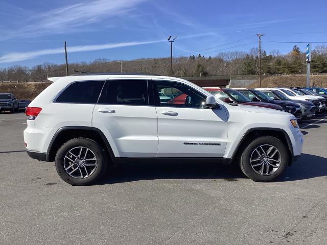 2018 Jeep Grand Cherokee Vehicle Photo in Gardner, MA 01440