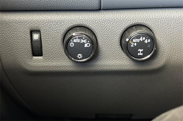 2022 GMC Canyon Vehicle Photo in ELK GROVE, CA 95757-8703