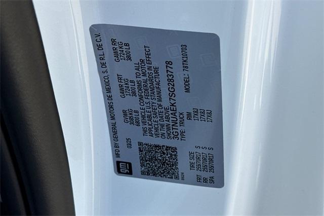 2025 GMC Sierra 1500 Vehicle Photo in ELK GROVE, CA 95757-8703
