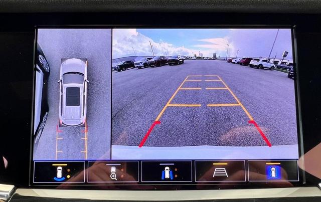 2023 Cadillac XT6 Vehicle Photo in EFFINGHAM, IL 62401-2832