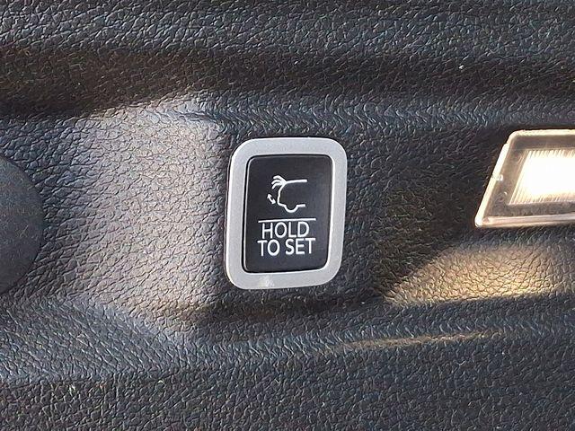2023 Jeep Grand Cherokee L Vehicle Photo in PAWLING, NY 12564-3219