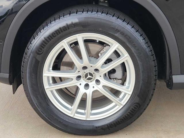 2025 Mercedes-Benz GLC Vehicle Photo in HOUSTON, TX 77079