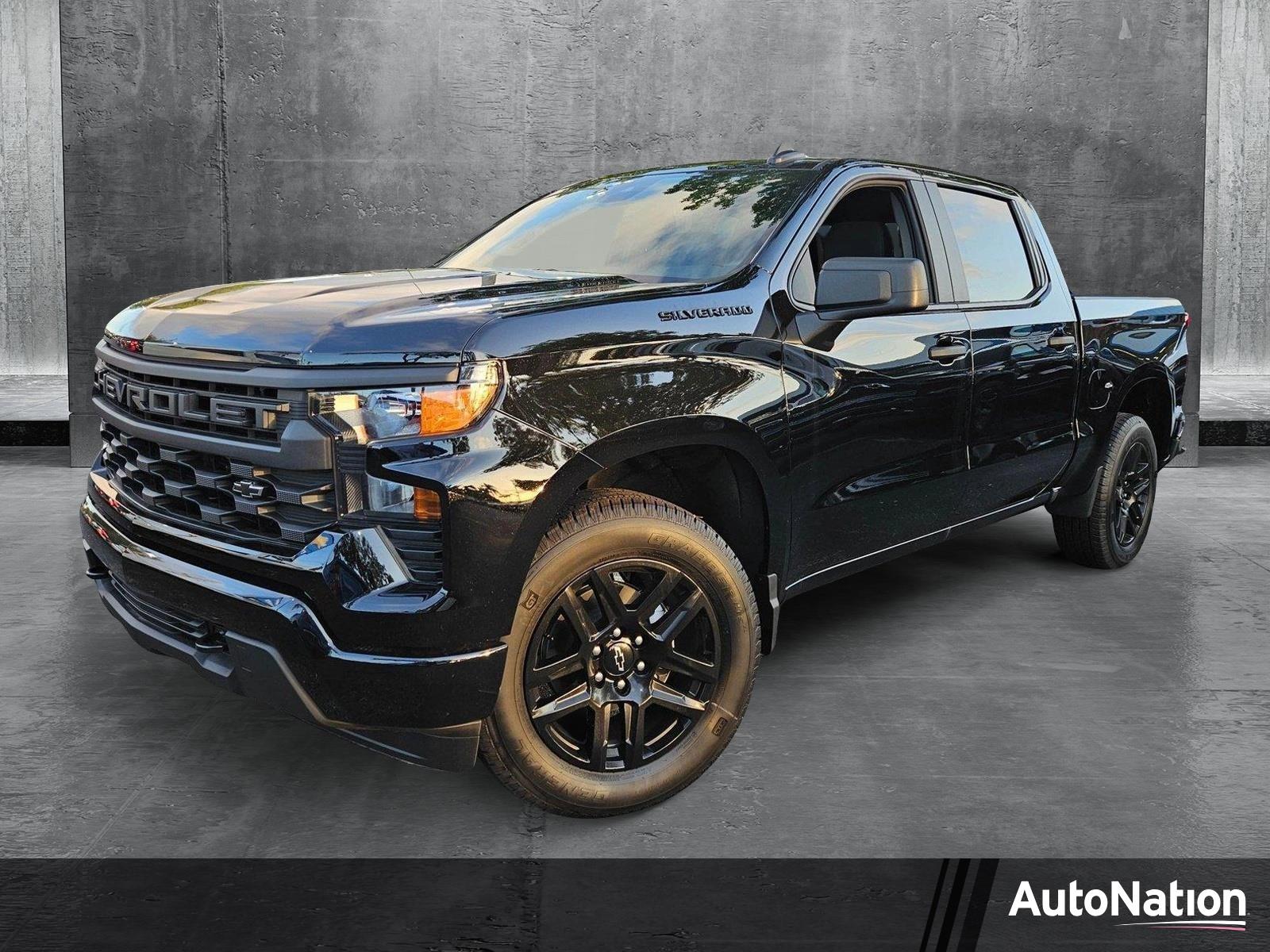 2025 Chevrolet Silverado 1500 Vehicle Photo in GREENACRES, FL 33463-3207